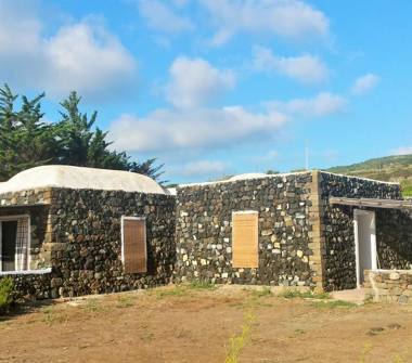 Rustico/Casale in vendita a Pantelleria, Frazione Bukkuram