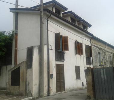 Casa indipendente in vendita a Amorosi (Benevento)