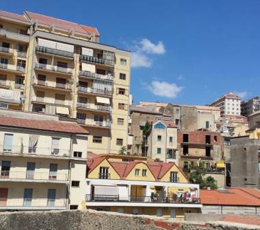 Casa indipendente in vendita a Enna, Frazione Centro città