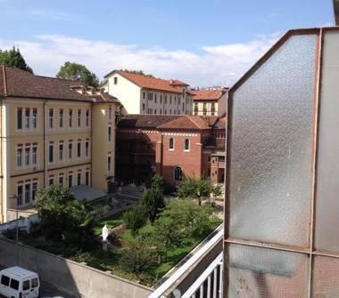 Monolocale in vendita a Torino, Zona Aurora