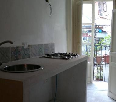 Bilocale in vendita a Palermo, Zona Mercato della Vucciria