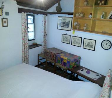 Rustico/Casale in vendita a Poggio Moiano, Frazione Osteria Nuova