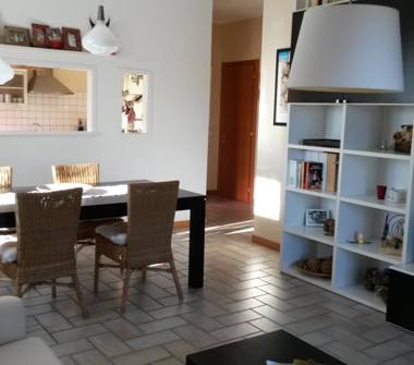 Quadrilocale in vendita a Castelletto Sopra Ticino (Novara)