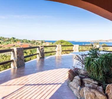 Villa in vendita a La Maddalena (Sassari)