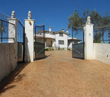 Villa in vendita a Fara in Sabina (Rieti)