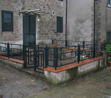 Rustico/Casale in vendita a Pescia, Frazione Fibbialla