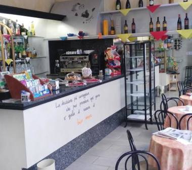 Bar in vendita a Milano, Zona Centro Storico