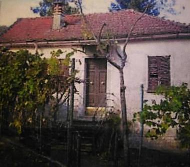 Casa indipendente in vendita a Bedonia, Frazione Roncole