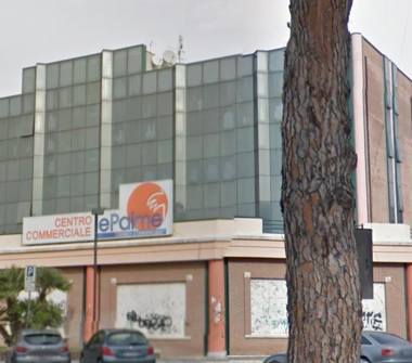 Ufficio in vendita a Tivoli, Frazione Bagni Di Tivoli