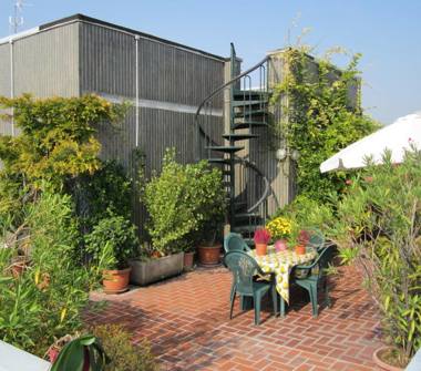 Trilocale in vendita a Peschiera Borromeo, Frazione Zeloforomagno