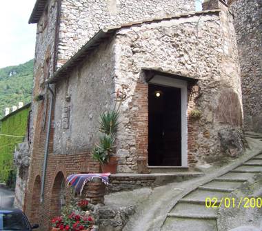 Casa indipendente in vendita a Narni (Terni)