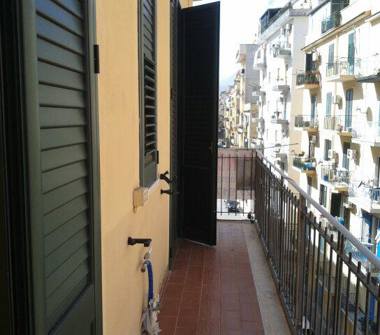 Trilocale in vendita a Palermo, Zona Noce