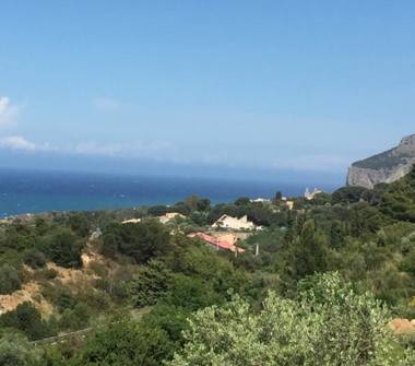 Villa in affitto a Cefalù, Frazione Mazzaforno