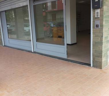 Negozio in vendita a Beinasco (Torino)