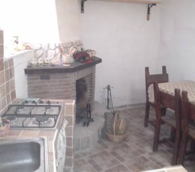 Casa indipendente in vendita a Caporciano (L'Aquila)