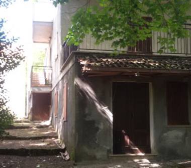 Palazzo/Stabile in vendita a Sant'Eufemia a Maiella (Pescara)