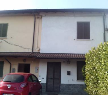 Casa indipendente in vendita a Bressana Bottarone (Pavia)