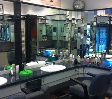 Parrucchiere in vendita a Milano, Zona Villa Pizzone