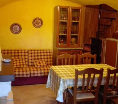 Casa indipendente in vendita a Opi (L'Aquila)