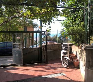 Appartamento in vendita a Genova, Zona Oregina