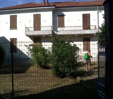 Casa indipendente in vendita a Valenza, Frazione Villabella