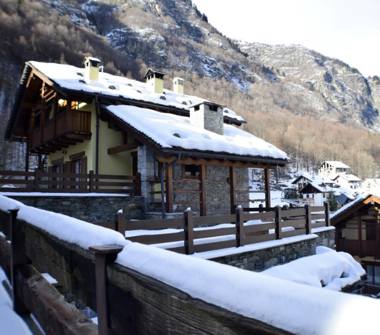 Trilocale in vendita a Campertogno (Vercelli), via della Posa 2