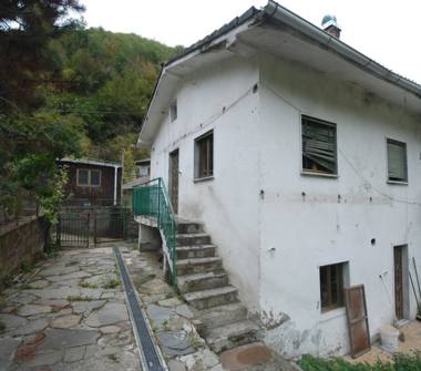 Casa indipendente in vendita a Zeri, Frazione Bosco Di Rossano