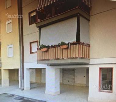 Appartamento in vendita a Caltanissetta, Frazione Centro città