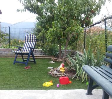 Villa in vendita a Borghetto d'Arroscia, Frazione Gavenola