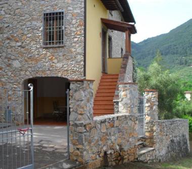 Rustico/Casale in vendita a Lucca, Zona Santa Maria Del Giudice