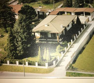 Villa in vendita a Varallo Pombia (Novara)