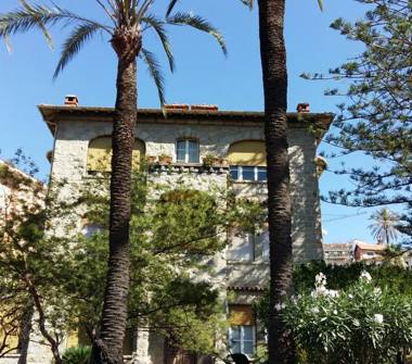 Trilocale in vendita a Bordighera, Frazione Sasso Di Bordighera