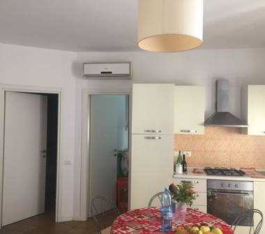 Trilocale in vendita a Lamezia Terme, Frazione Sant'Eufemia Lamezia