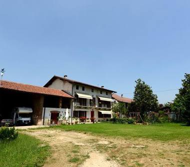 Rustico/Casale in vendita a Carmagnola (Torino)