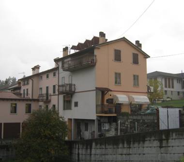 Casa indipendente in vendita a Lusiana Conco (Vicenza)