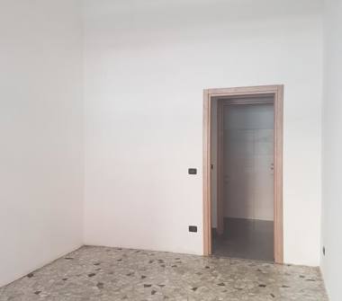 Negozio in affitto a Milano, Zona Bovisa