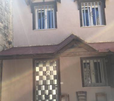 Villetta a schiera in vendita a Prezza (L'Aquila)