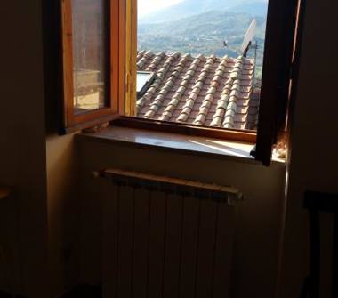 Trilocale in vendita a Mandela (Roma)